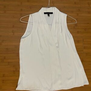 White House Black Market White Ivory Sleeveless V-Neck Pleat Blouse